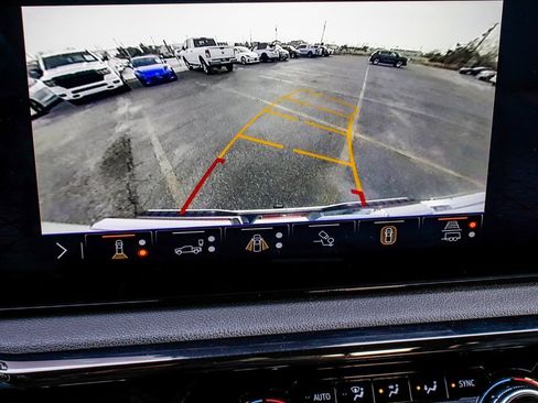 Used 2024 GMC Sierra 1500 AT4 w/ Technology Package image 19