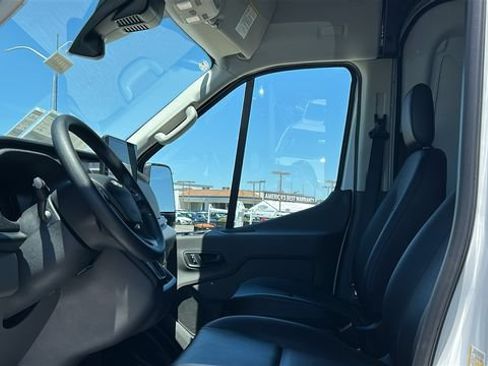 New 2026 Ford Transit 250 148 Medium Roof RWD image 16