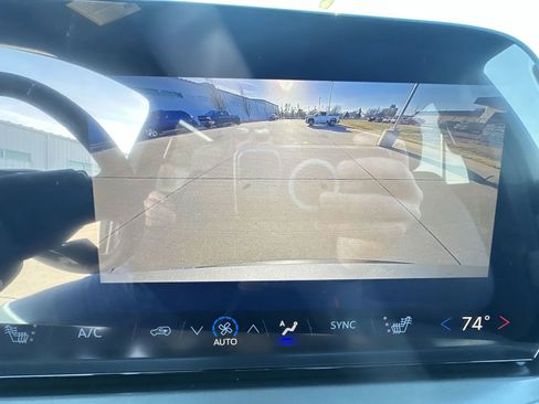 New 2026 Chevrolet Traverse LT AWD/4WD image 15