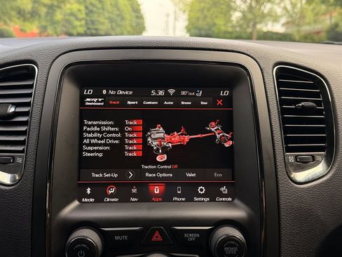 Used 2018 Dodge Durango SRT w/ Technology Group AWD/4WD image 23
