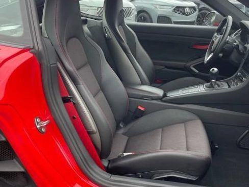 Used 2023 Porsche 718 Cayman w/ 718 T Interior Package RWD image 15