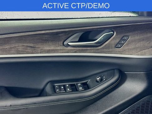New 2025 Jeep Grand Cherokee Limited AWD/4WD image 18