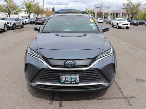 Used 2021 Toyota Venza XLE w/ Carpet Mat Package (TMS) AWD/4WD image 2