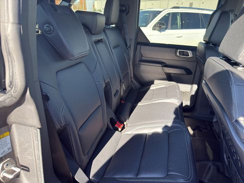 New 2025 Ford Bronco Big Bend w/ Black Diamond Package AWD/4WD image 13