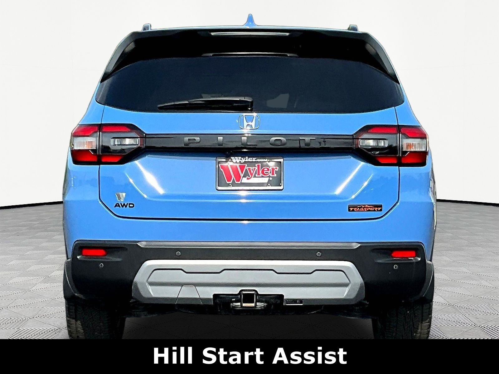 Used 2024 Honda Pilot TrailSport image 5
