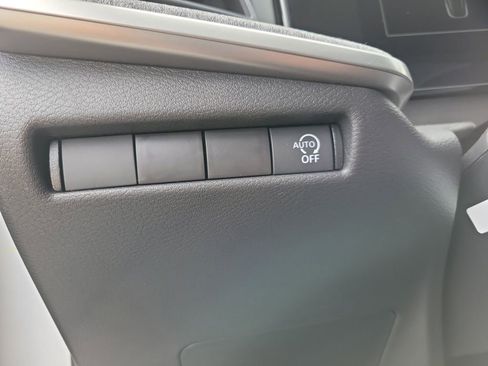 New 2026 Nissan Kicks SV image 20