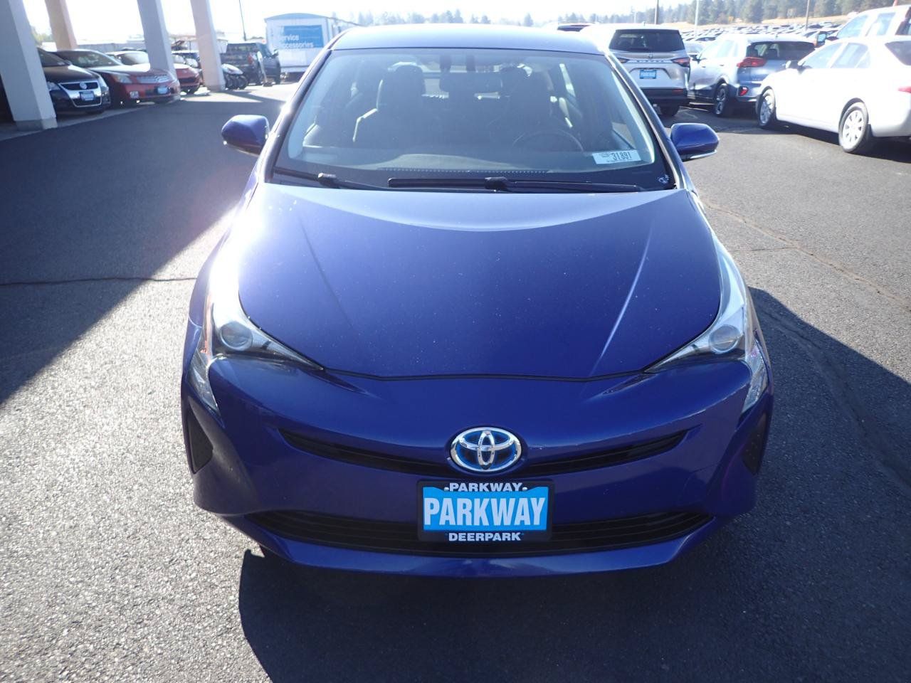 Used 2016 Toyota Prius Four FWD image 8