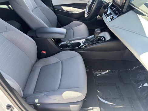 Used 2024 Toyota Corolla SE FWD image 9