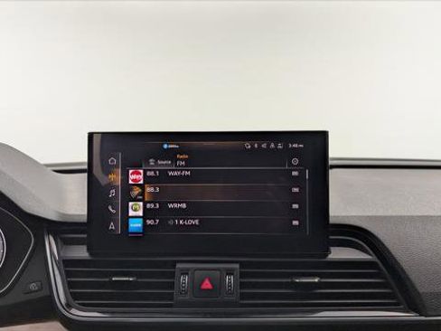 Used 2021 Audi Q5 e Premium Plus w/ Premium Plus Package image 27