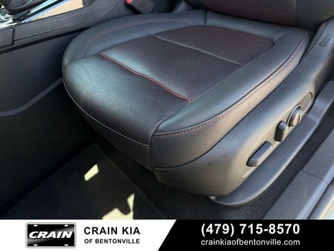 Used 2025 Chevrolet Blazer RS FWD image 23