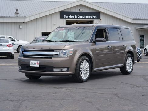 Used 2019 Ford Flex SEL AWD/4WD image 7