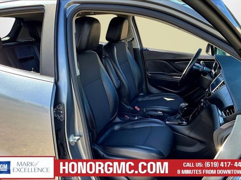 Used 2020 Buick Encore Preferred image 27