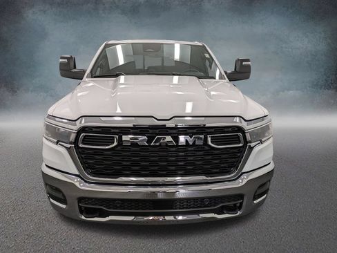 Used 2025 RAM 1500 Big Horn AWD/4WD image 2