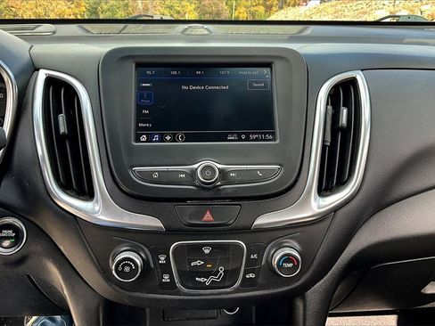 Used 2021 Chevrolet Equinox LT image 24