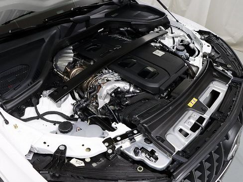 Certified 2025 Mercedes-Benz GLC 43 AMG 4MATIC image 34