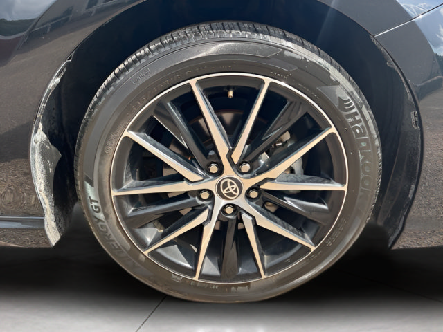 Used 2024 Toyota Camry SE FWD image 11