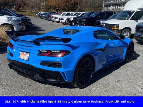 Used 2023 Chevrolet Corvette Z06 w/ Z07 Performance Package image 8