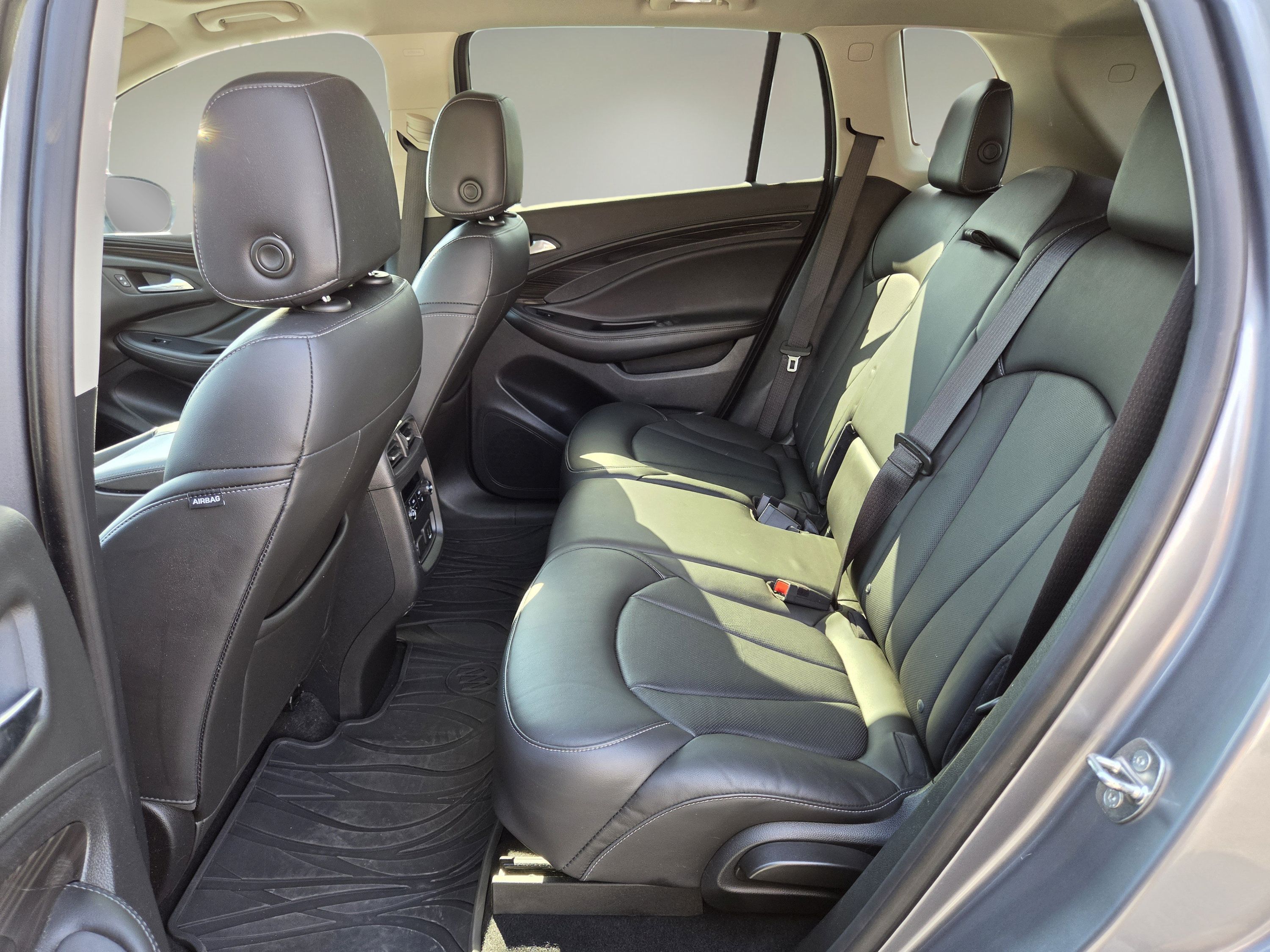 Used 2020 Buick Envision Premium AWD/4WD image 11