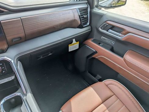 New 2026 GMC Sierra 1500 Denali Ultimate AWD/4WD image 17