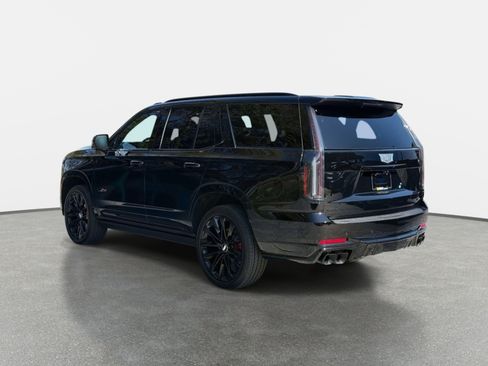Used 2026 Cadillac Escalade V w/ LPO, ONYX Package AWD/4WD image 5