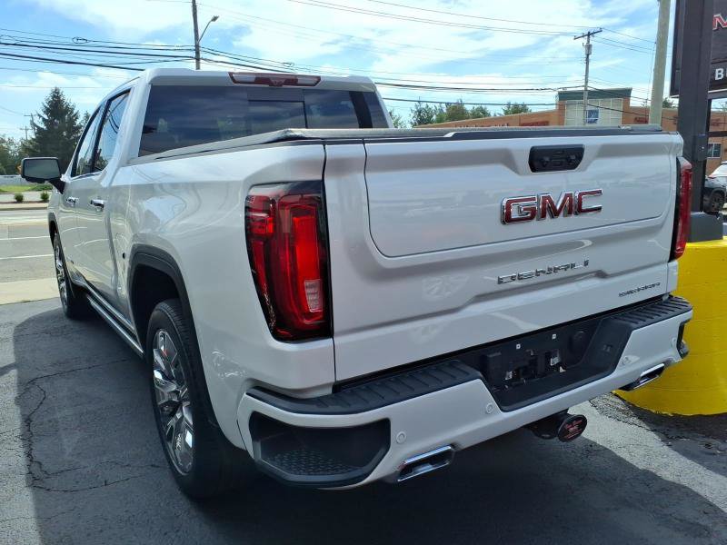 Used 2024 GMC Sierra 1500 Denali w/ Denali Reserve Package AWD/4WD image 13