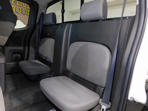 Used 2010 Suzuki Equator 2WD Extended Cab image 64