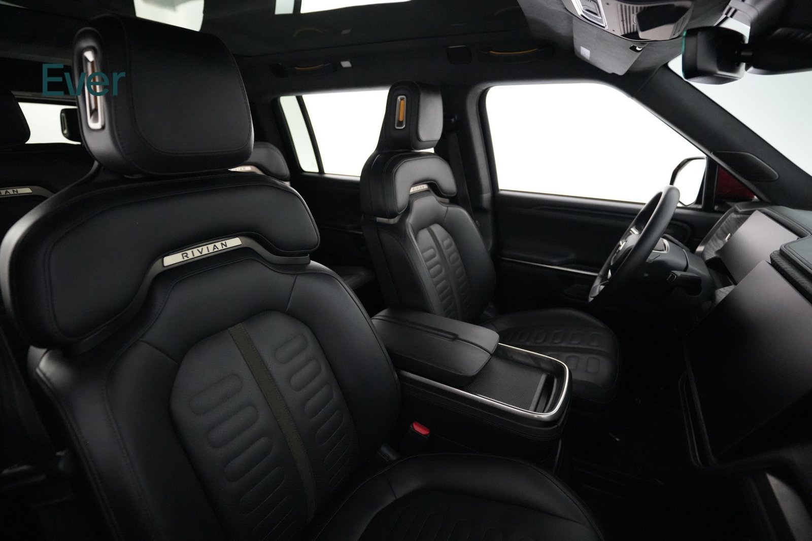 Used 2023 Rivian R1S Launch Edition Quad AWD/4WD image 23