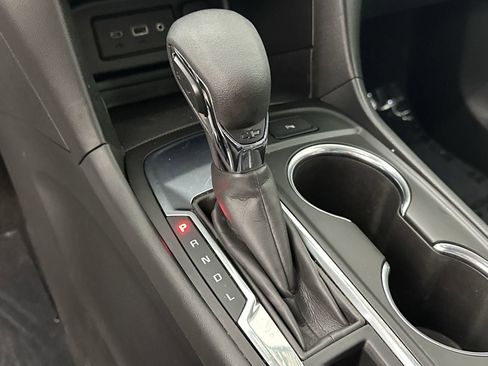 Used 2022 Chevrolet Equinox LT FWD image 20