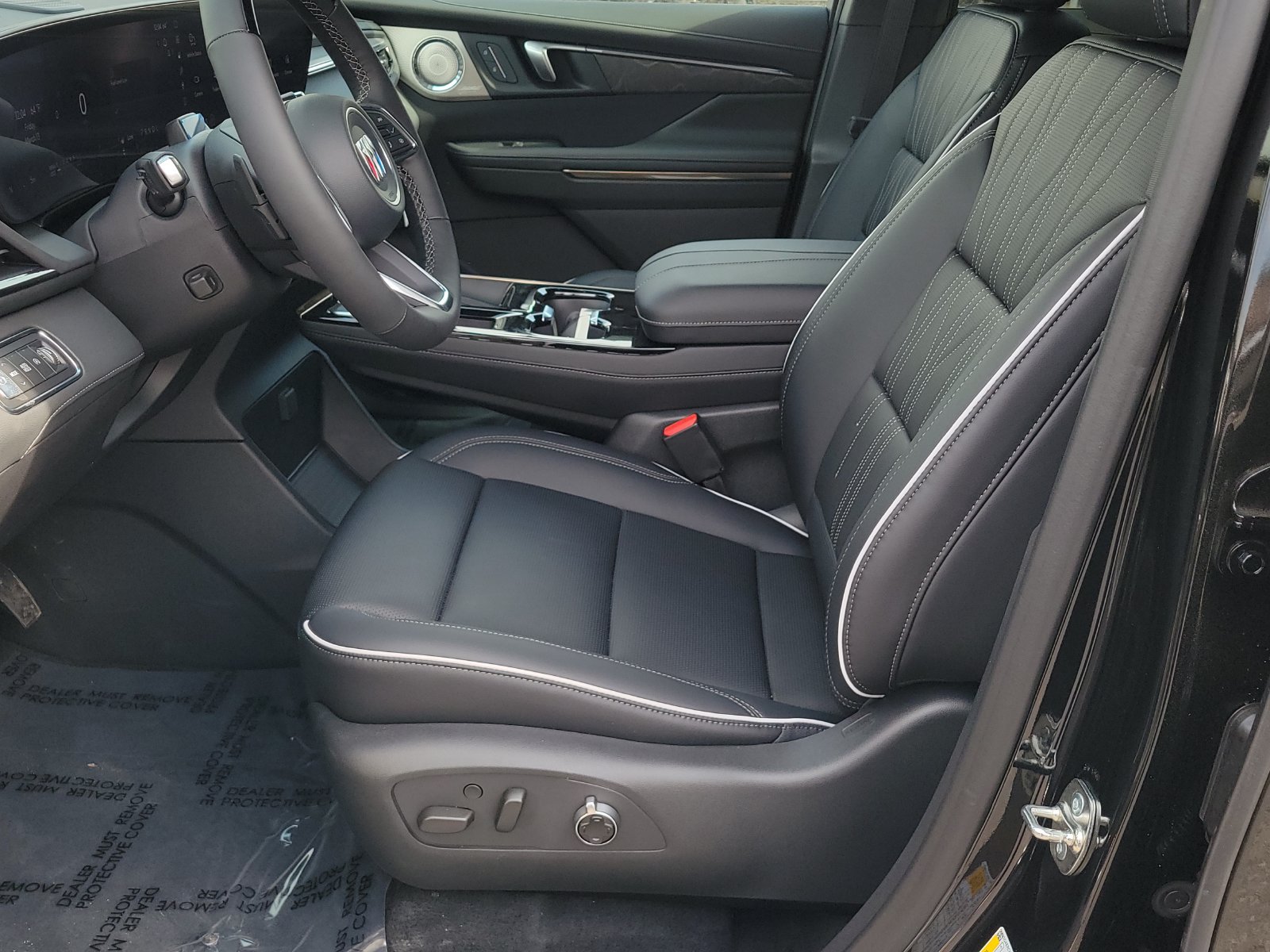New 2026 Buick Enclave Avenir w/ Super Cruise Package FWD image 6