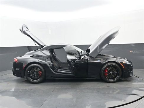 Used 2026 Toyota Supra 3.0 image 31