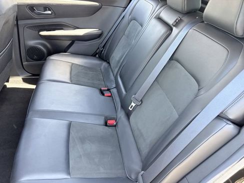 Used 2023 Nissan Ariya FWD image 27