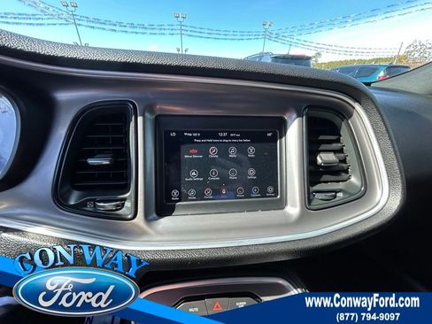 Used 2022 Dodge Challenger GT image 27