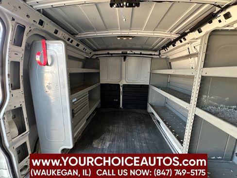 Used 2016 Chevrolet Express 2500 RWD image 22