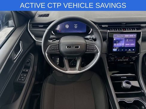 New 2025 Jeep Grand Cherokee L Laredo image 22