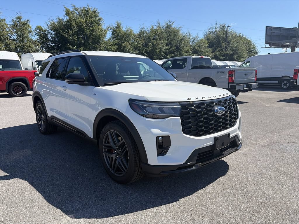 New 2026 Ford Explorer ST-Line w/ ST-Line Street Pack RWD image 9