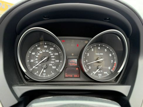 Used 2011 BMW Z4 sDrive30i RWD image 21