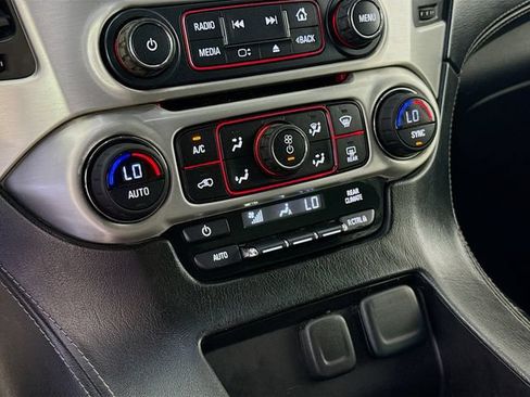 Used 2015 GMC Yukon SLE w/ Convenience Package AWD/4WD image 17
