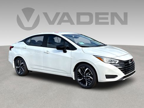 New 2025 Nissan Versa SR w/ Trunk Package image 1