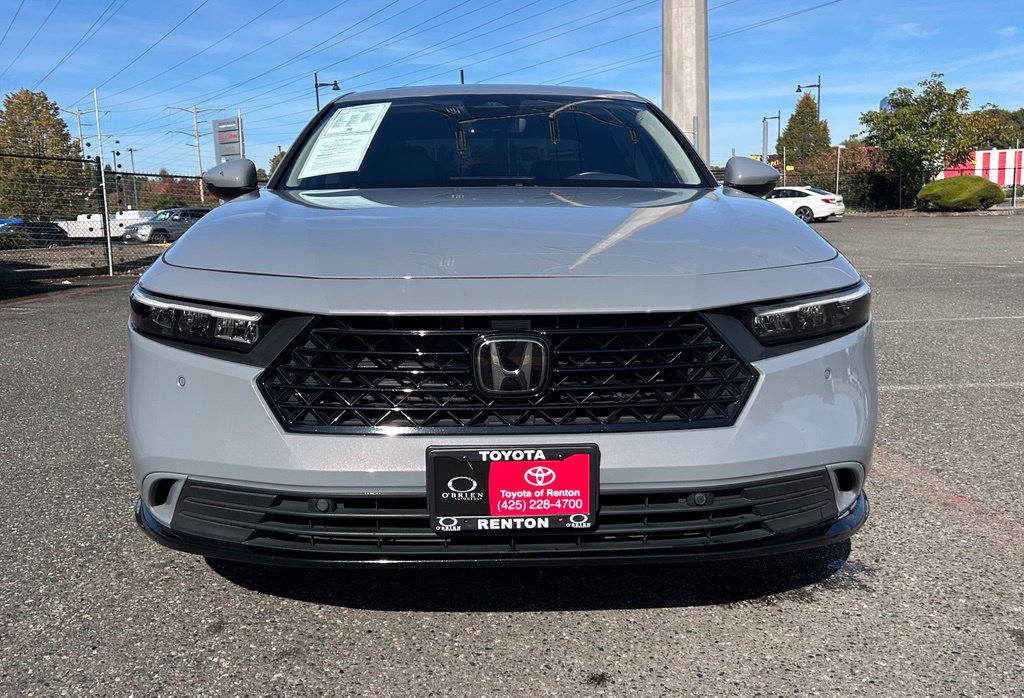 Used 2024 Honda Accord EX-L image 2