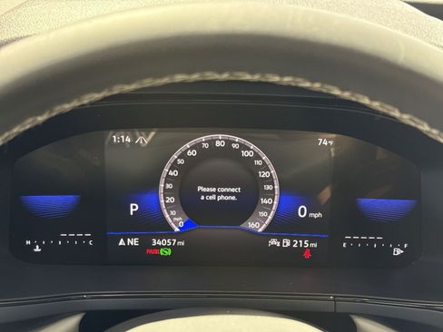 Used 2023 Volkswagen Taos SE AWD/4WD image 18