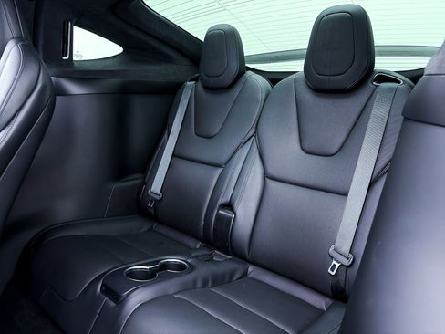 Used 2023 Tesla Model X image 34