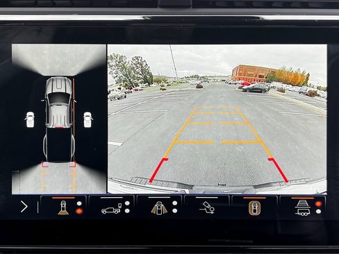 Used 2025 GMC Sierra 3500 Denali Ultimate image 6