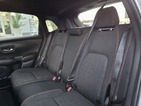 Used 2025 Honda HR-V Sport image 26