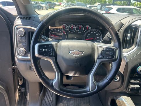 Used 2021 Chevrolet Silverado 1500 LT Trail Boss w/ Convenience Package II AWD/4WD image 19