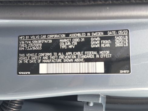 Certified 2024 Volvo XC60 B5 Core AWD/4WD image 23