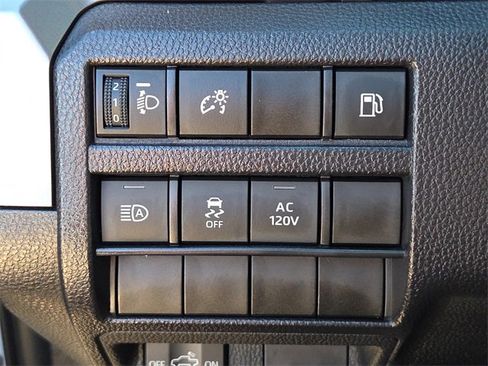 Used 2025 Toyota Tacoma TRD Sport image 27