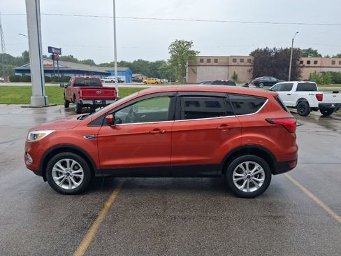 Used 2019 Ford Escape SE FWD image 34