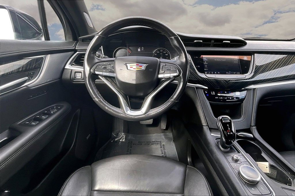 Used 2024 Cadillac XT6 Premium Luxury FWD image 8