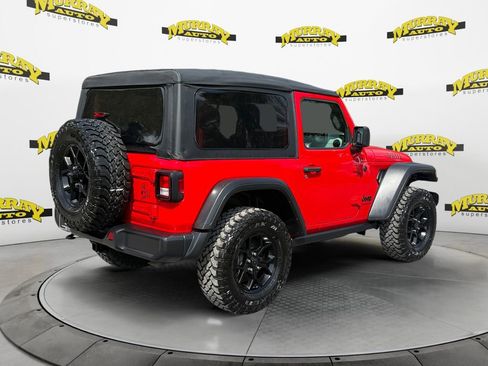 Used 2025 Jeep Wrangler Willys image 5