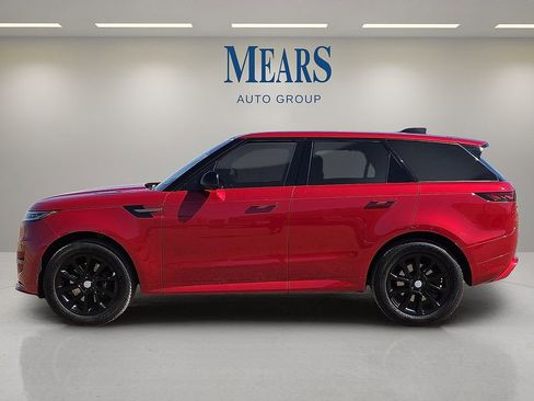 Used 2023 Land Rover Range Rover Sport SE Dynamic image 2
